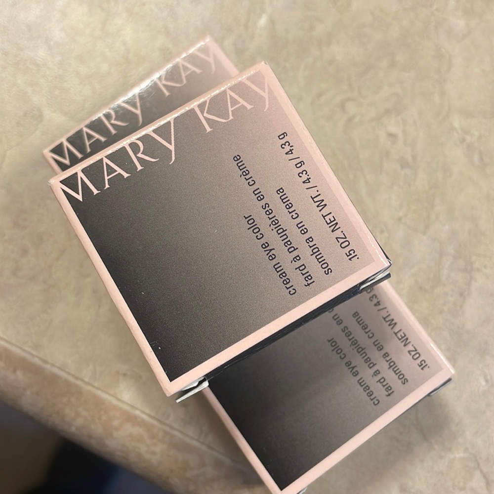 MaryKay Cream Eye Color Violet Storm 025872